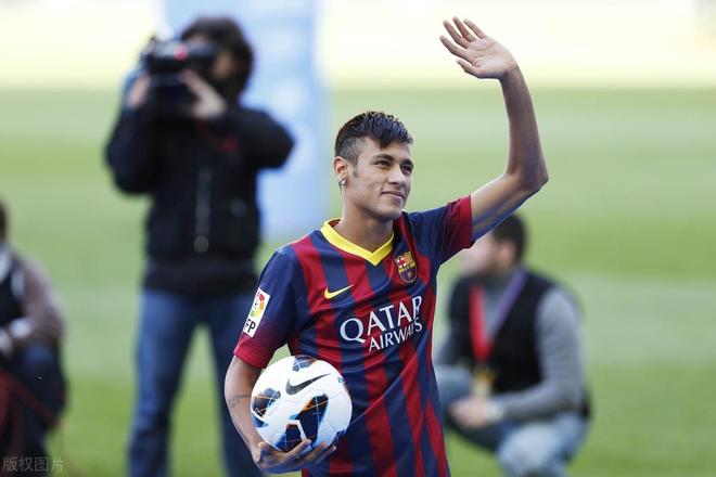 内马尔迎来三赛季出色发挥，TL观众热烈欢呼！-Kaiyun Sports-开云体育